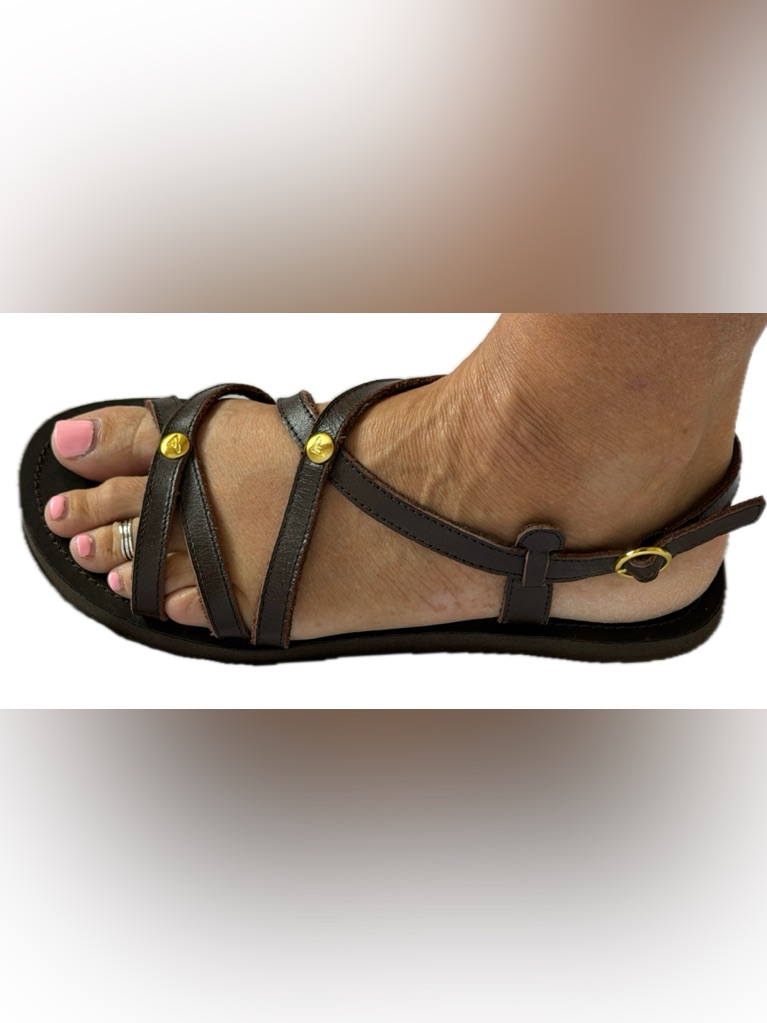 Like New Roxy Brand Brown SandalsRetail 59